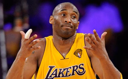 KOBE BRYANT MOLESTO POR EL DRAFT